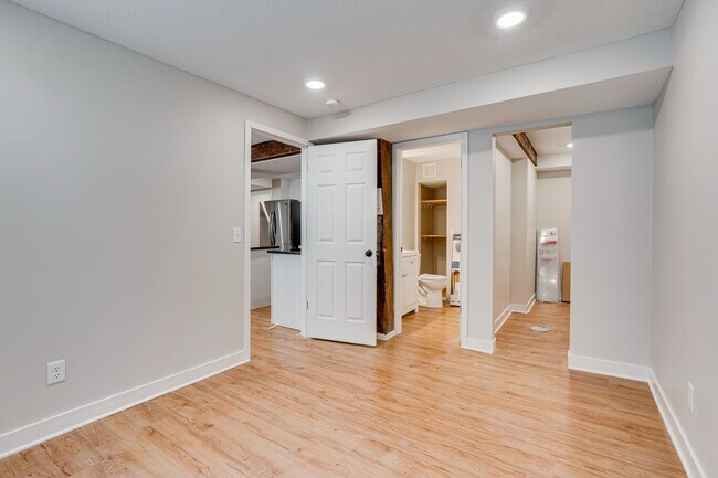 Building Photo - 3436 Stevens Ave