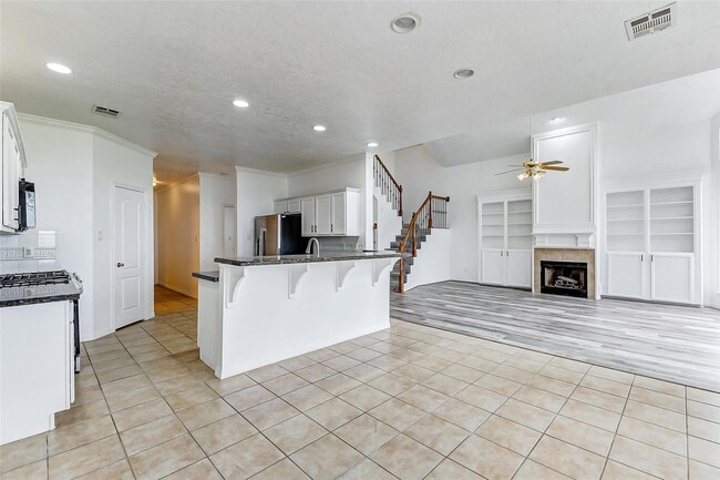 Building Photo - 14527 Clipper Cir Dr