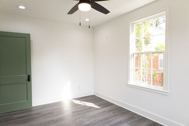 Building Photo - Hickman Rental