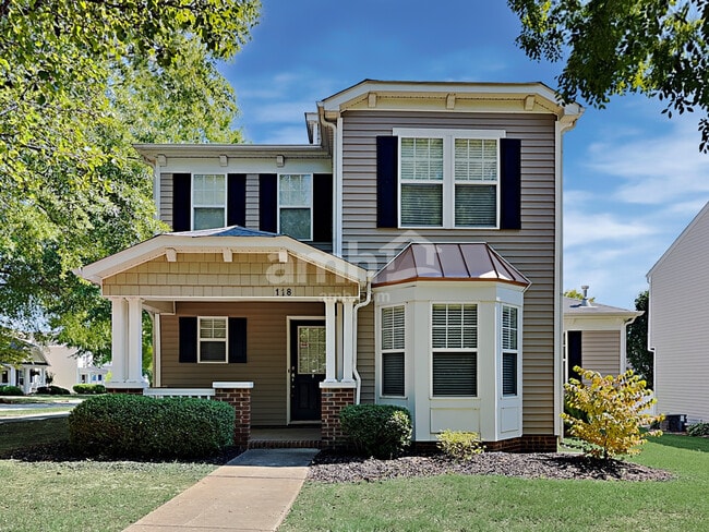 Building Photo - 118 Greenway St