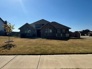 Building Photo - 731 Braeburn Ct