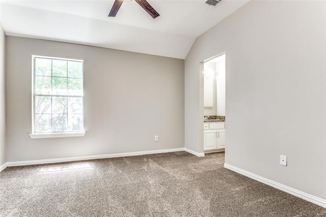 Building Photo - 15704 Grove Crest Dr
