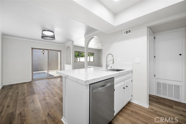 Building Photo - 4060 Orange