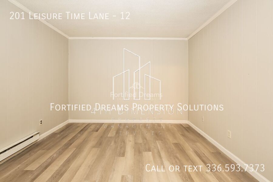 Building Photo - 201 Leisure Time Ln