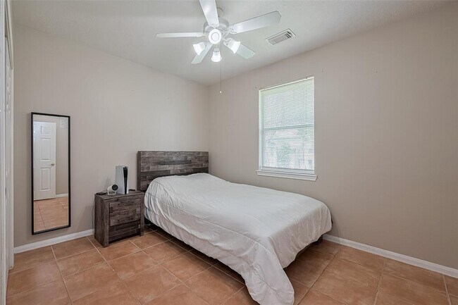Building Photo - 21122 Lilac Meadows Ln