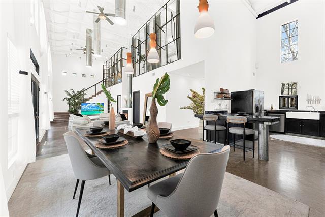 Building Photo - 1233 Lady Ln