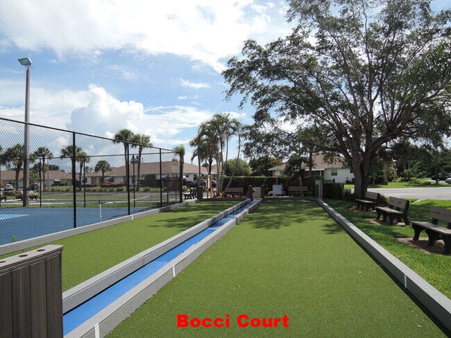 Building Photo - 944 Savannas Point Dr
