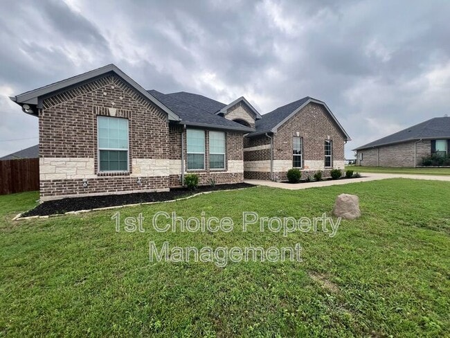 Building Photo - 5413 Harrys Pl