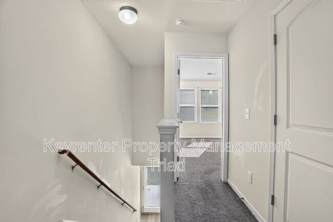 Building Photo - 1168 Brooksridge Way