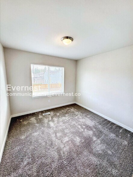 Building Photo - 13312 183rd St Ct E