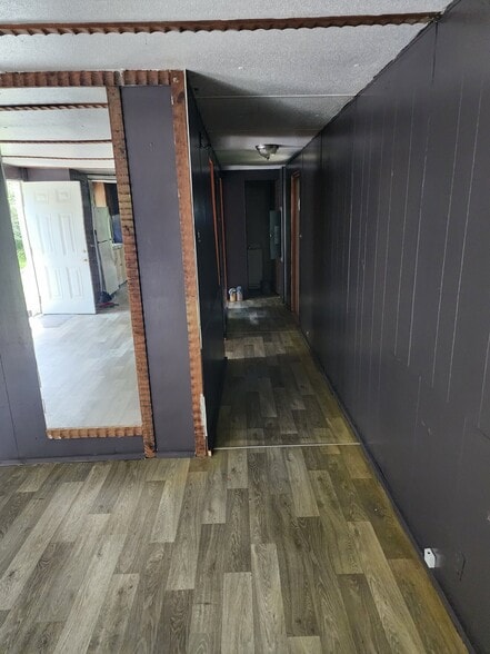 Building Photo - 82 Pineview Cir