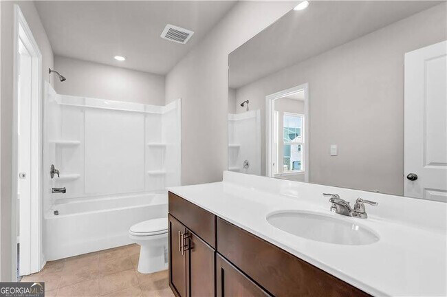 Building Photo - 1575 Villageside Ct