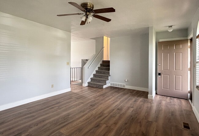 Building Photo - Cozy Home with New Paint & Flooring!