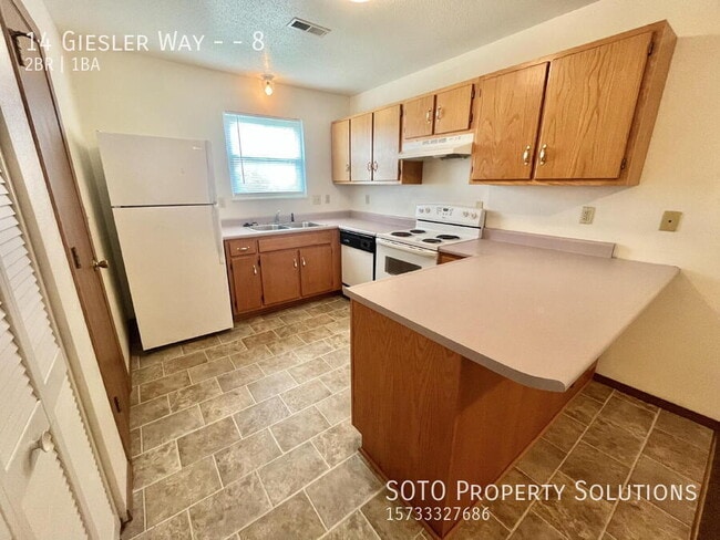 Building Photo - 14 Giesler Way