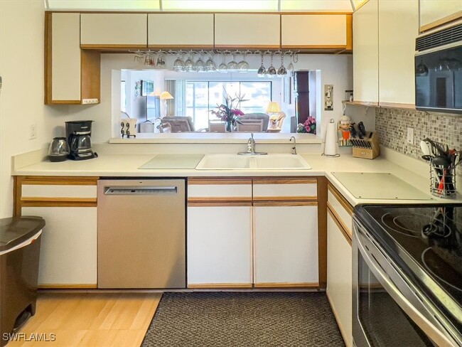 Building Photo - 244 Pebble Beach Cir