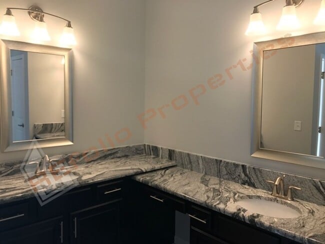 Building Photo - 1648 Pantego Trl