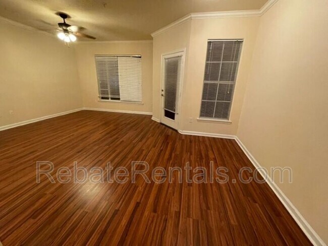 Building Photo - 8290 Gate Pkwy W