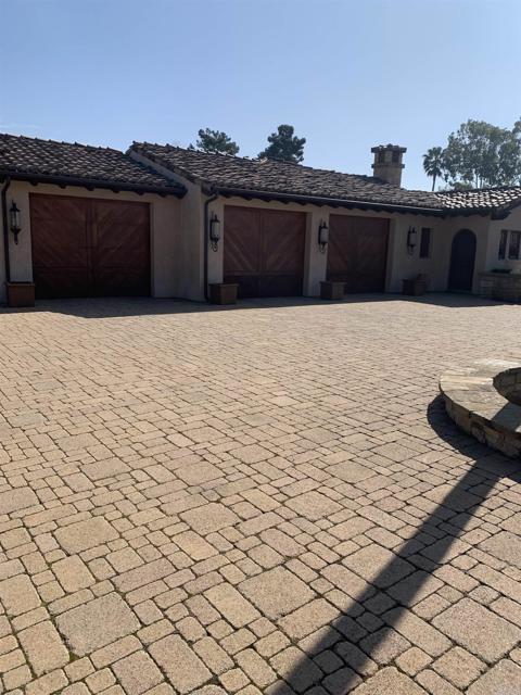 Building Photo - 6858 Las Colinas