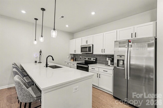 Building Photo - 5128 Somerset Hill Ln