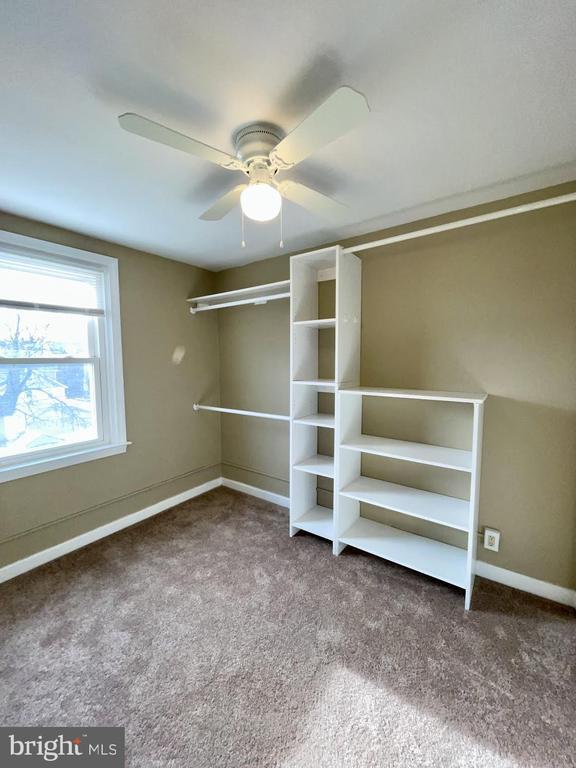 Building Photo - 119 E 11th Ave