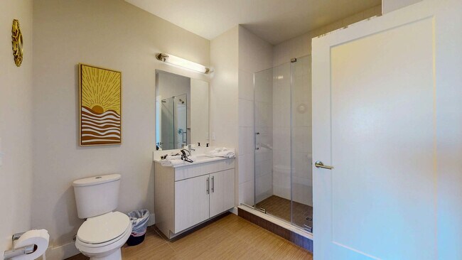 Building Photo - 545 Bedford St