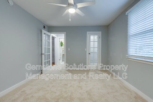 Building Photo - 1011 Murfreesboro Rd