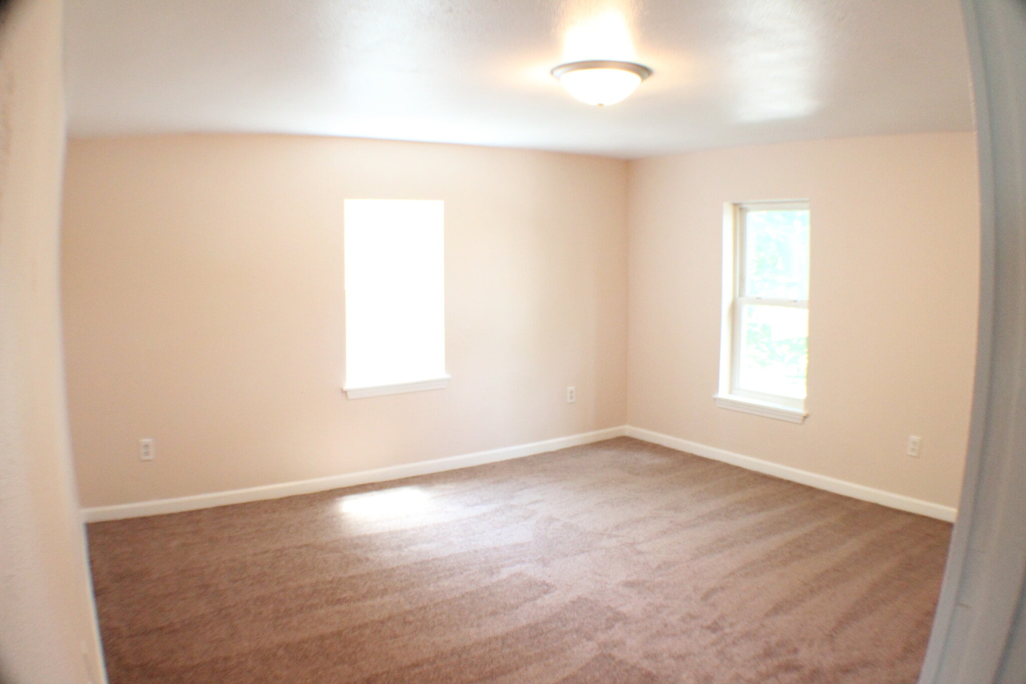 Family room / Common area - 1018 N Pennsylvania Ave