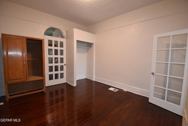 Building Photo - 1275 Prospect St