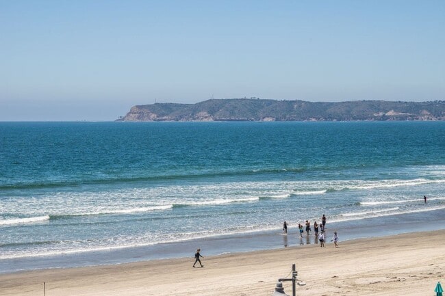 Building Photo - 1760 Avenida Del Mundo