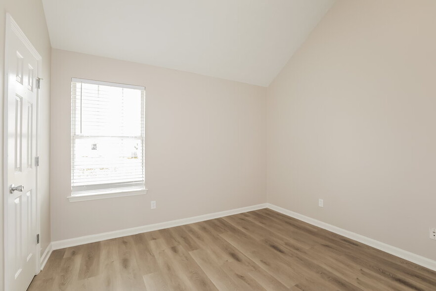 Building Photo - 45 Keyton Dr