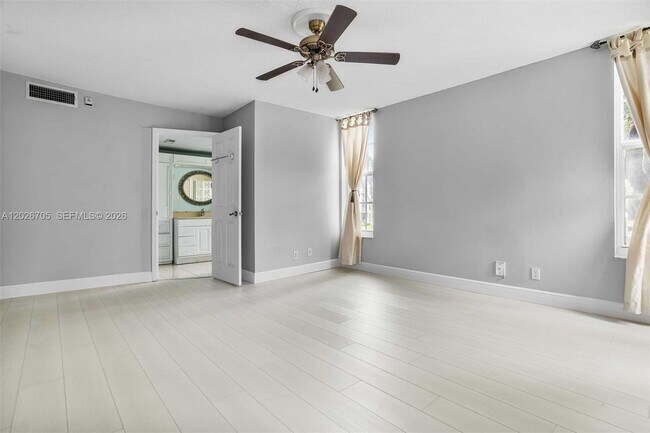 Building Photo - 2651 S Course Dr