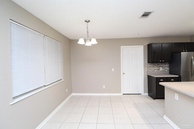 Building Photo - 6923 Cedar Ridge Cir