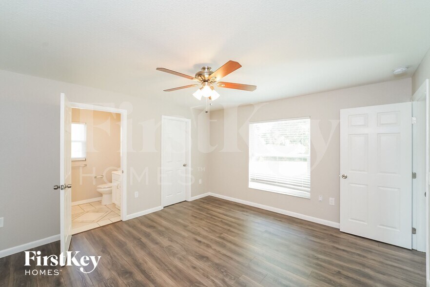 Building Photo - 6835 Hornbuckle Blvd