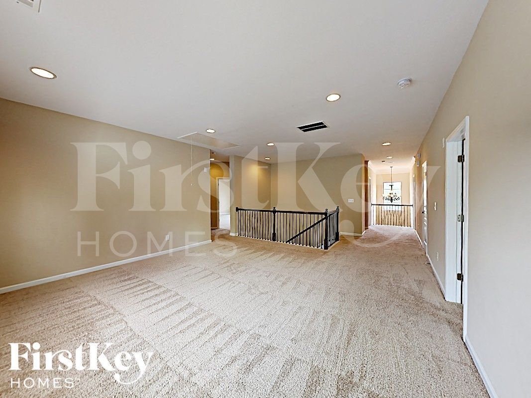 Building Photo - 7719 Watson Cir