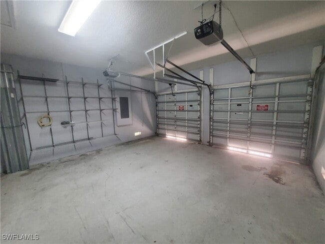Building Photo - 15435 SW 24th Terrace