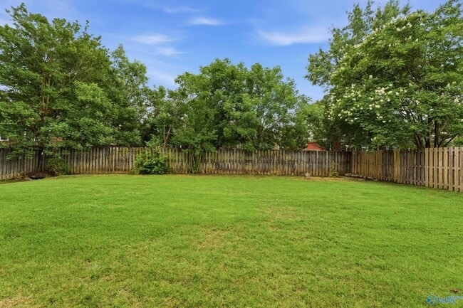 Building Photo - 146 Paul Revere Dr