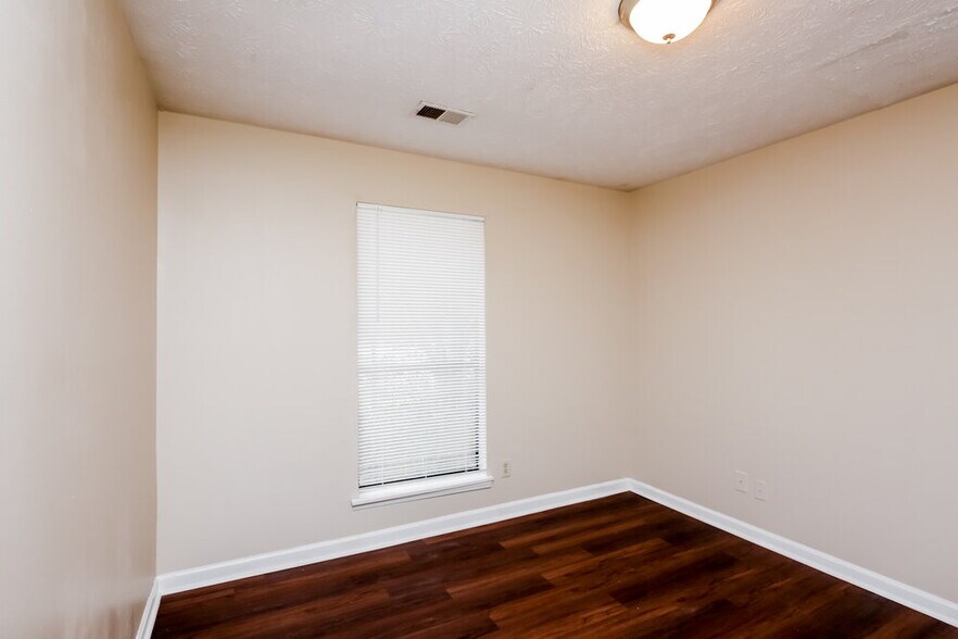 Building Photo - 2655 Trotters Walk Trail