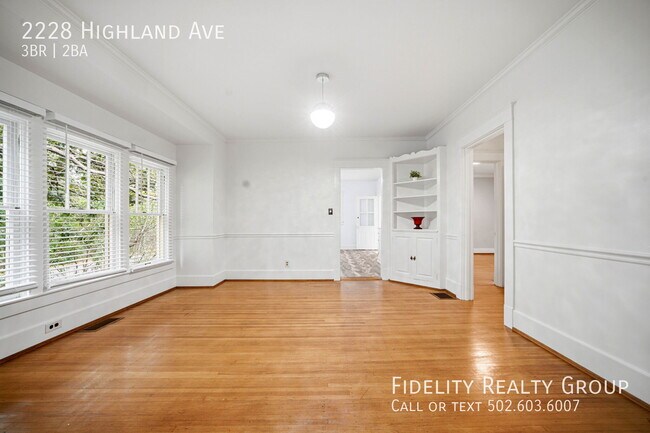 Building Photo - 2228 Highland Ave