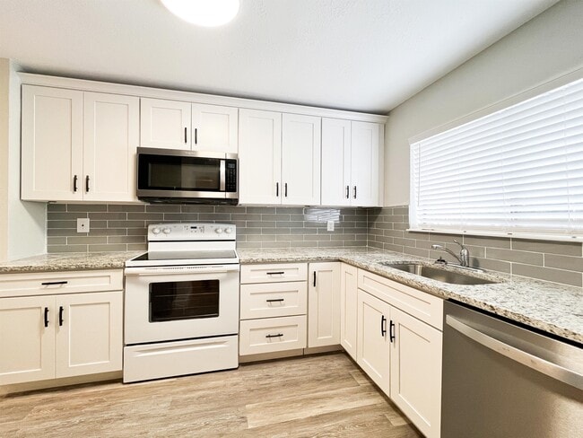 Building Photo - 12062 Socrates Dr