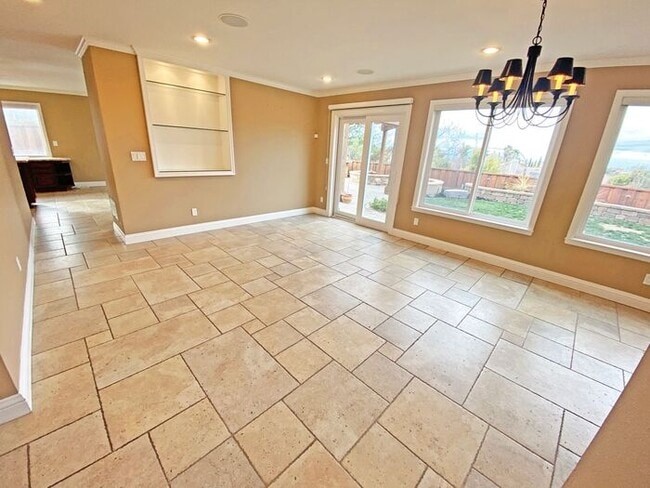 Building Photo - 6279 Skywalker Dr