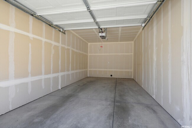 Building Photo - 3724 W 1850 N