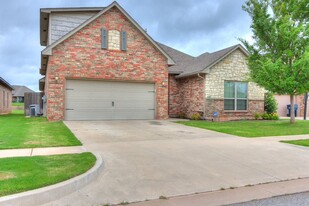 Building Photo - 19117 Meadows Crossing Dr