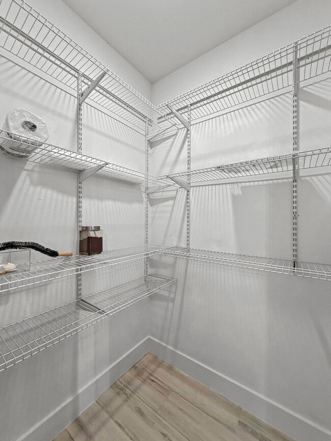 Building Photo - 6455 NW Castlebrook Ave