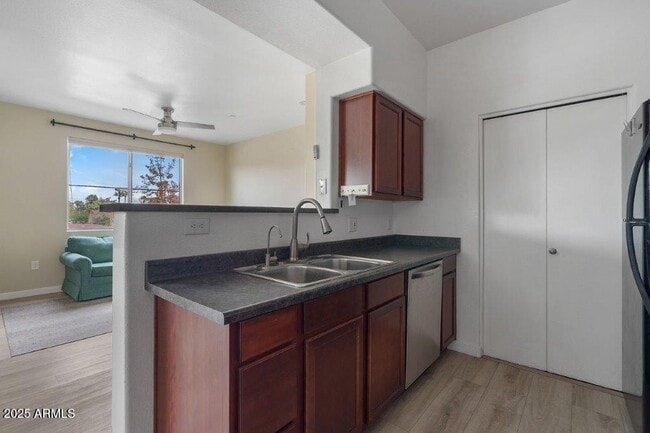 Building Photo - 3302 N 7th St