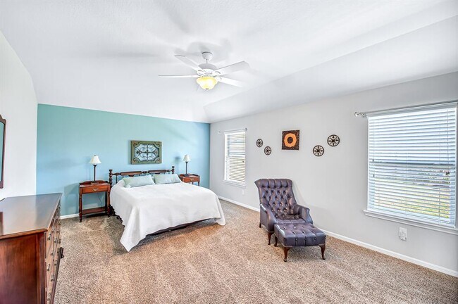 Building Photo - 3023 Dripping Springs Ct