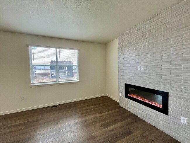 Building Photo - Beautiful Brand New Construction Home In M...