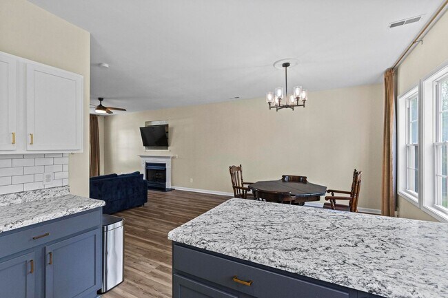 Building Photo - 132 Azalea Plantation Blvd