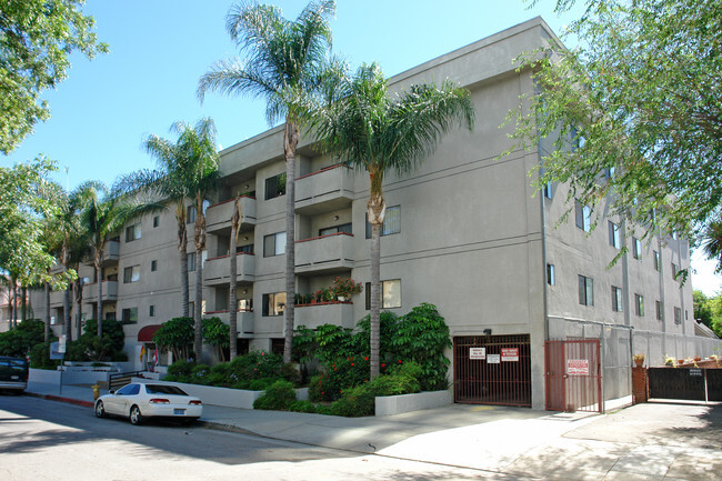 Primary Photo - Executive House