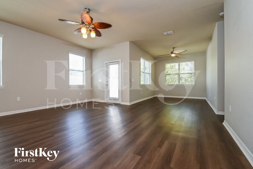 Building Photo - 7724 Tangle Rush Dr