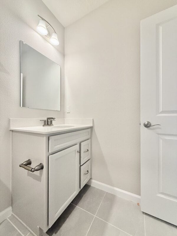 Building Photo - 499 Voltaire Dr